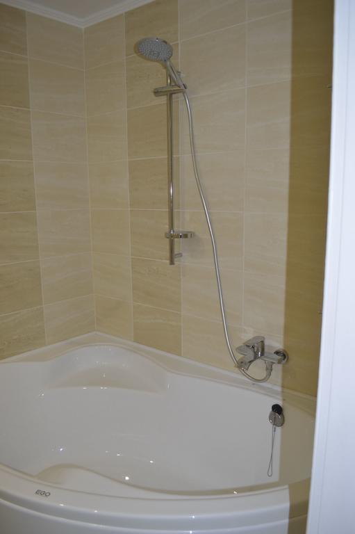 Apartment On Pribuzhskaya 2 Хмельницький Екстер'єр фото